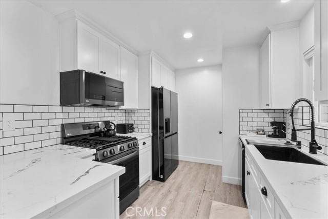 MLS #WS25227179 image #12