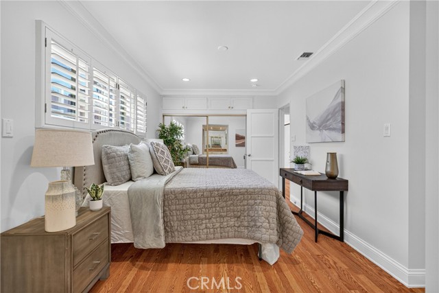 MLS #WS25227264 image #16