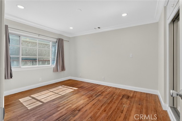 MLS #WS25227264 image #17