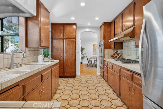 MLS #WS25227264 image #7