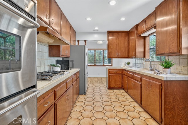 MLS #WS25227264 image #9