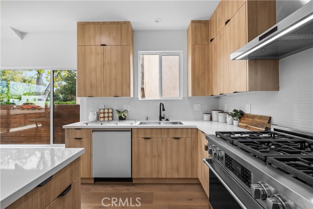 MLS #WS25227570 img 14