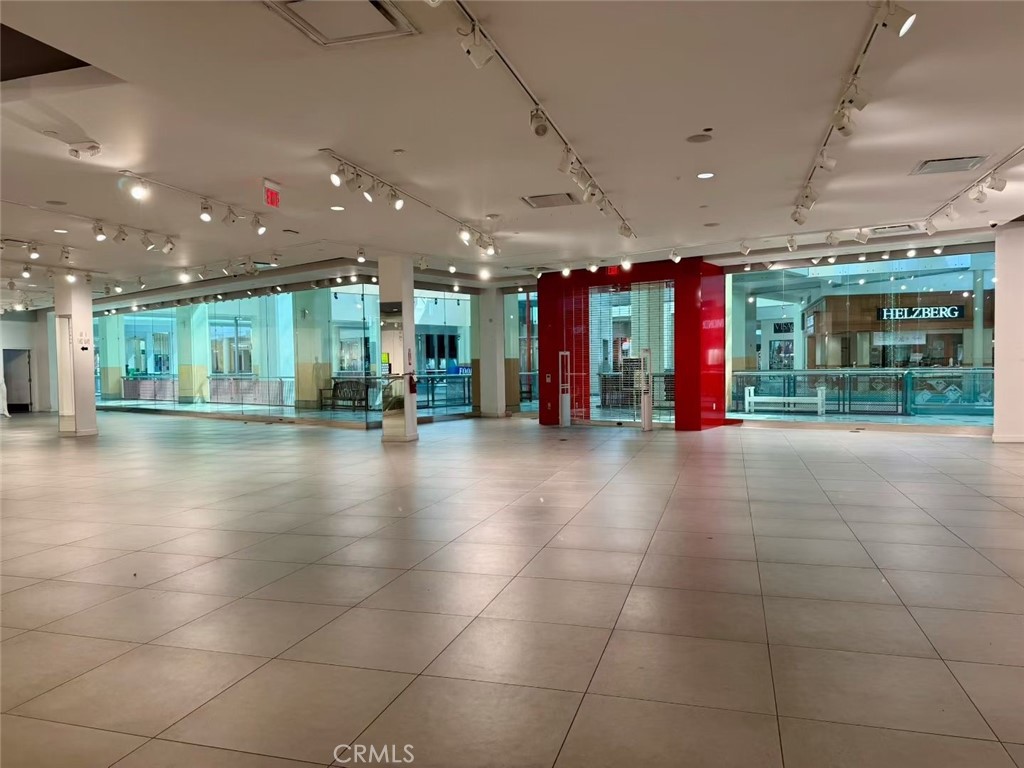 MLS #WS25227587 image #5