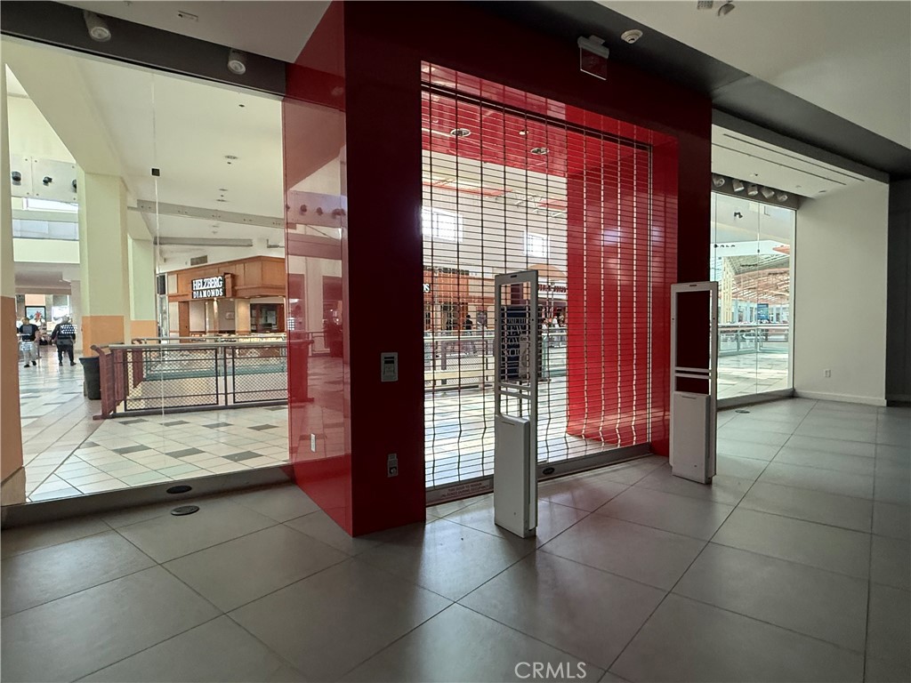 MLS #WS25227587 image #9