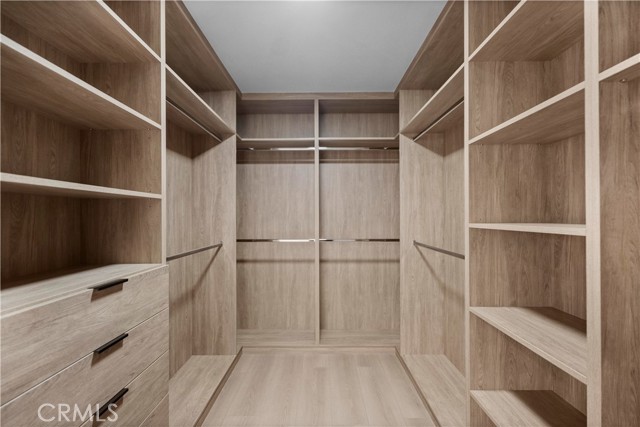 MLS #WS25228069 image #21