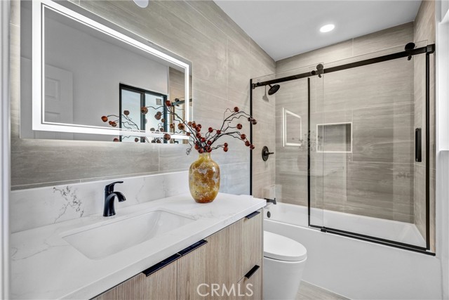 MLS #WS25228069 image #48