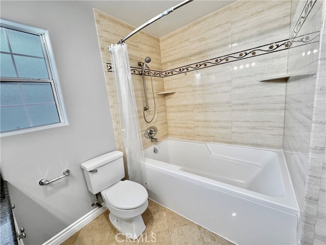 MLS #WS25228182 image #10