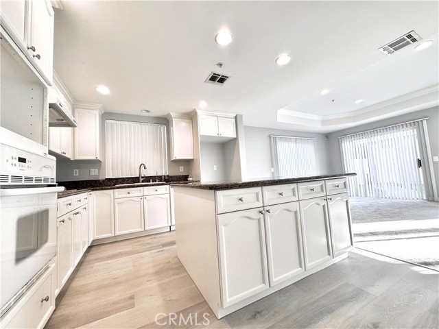 MLS #WS25228182 image #6