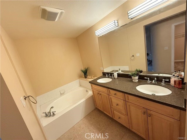 MLS #WS25228203 image #13