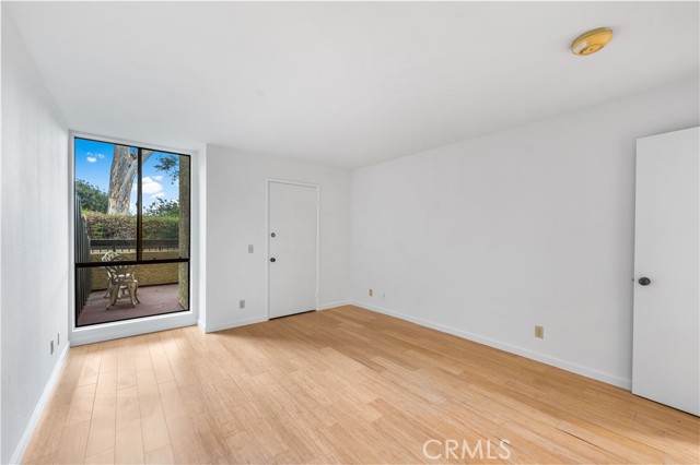 MLS #WS25228658 image #21