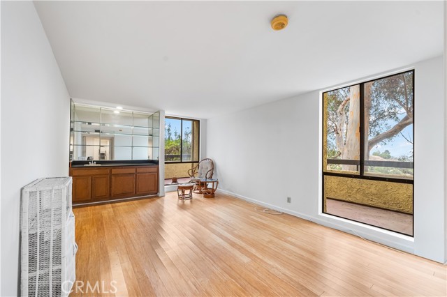 MLS #WS25228658 image #24