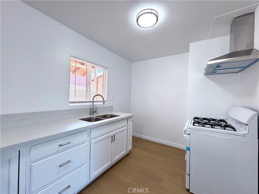 MLS #WS25229231 image #5