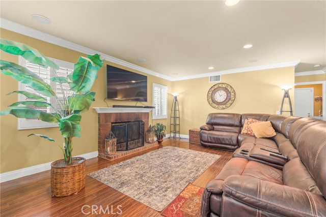 MLS #WS25229401 image #18