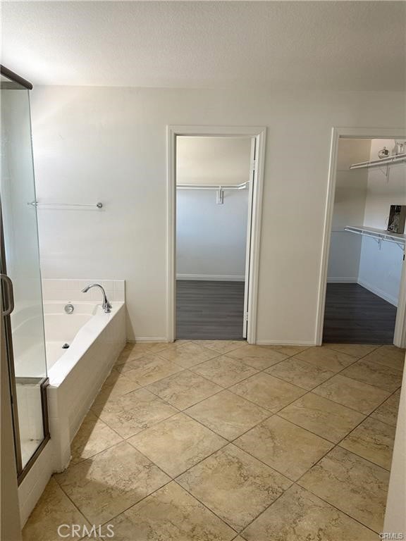 MLS #WS25229670 image #8