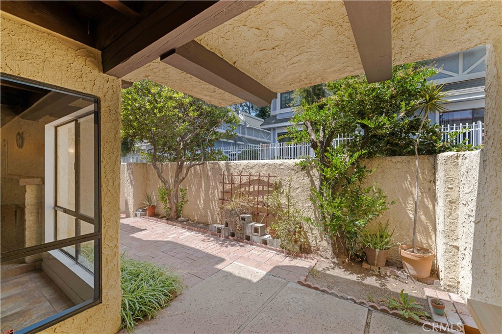 MLS #WS25229999 image #2