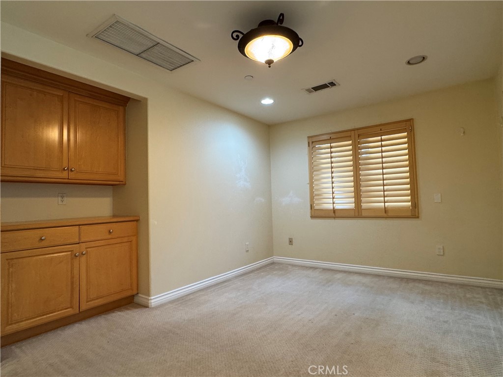 MLS #WS25230337 image #12