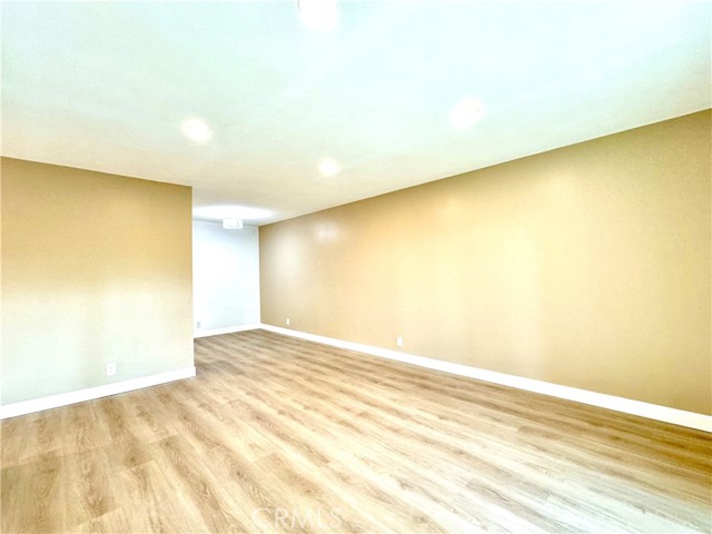 MLS #WS25230437 image #6