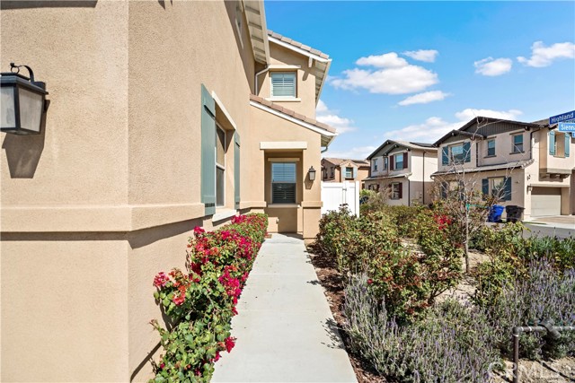 MLS #WS25230500 image #0