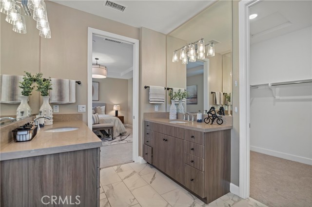 MLS #WS25230500 image #34