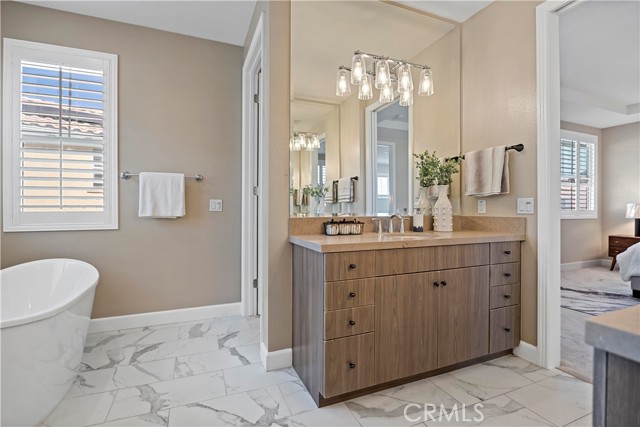 MLS #WS25230500 image #36