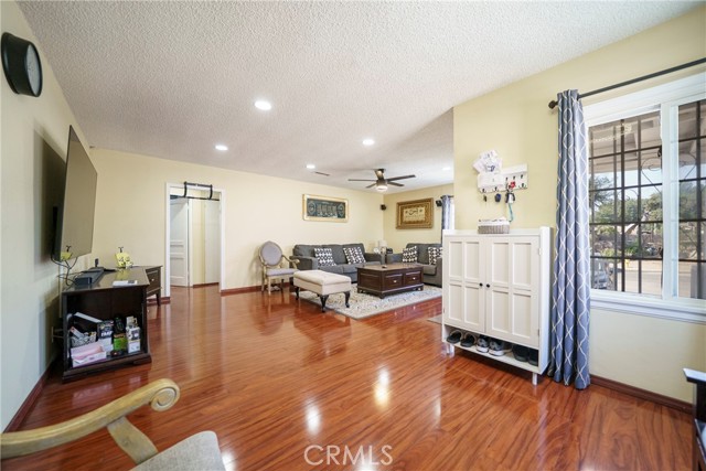 MLS #WS25231016 image #3