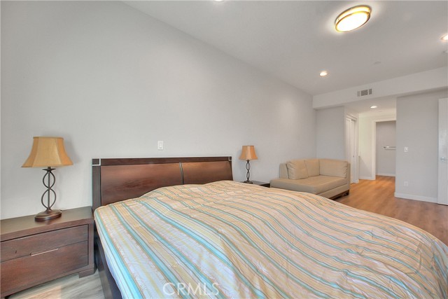 MLS #WS25231245 image #15