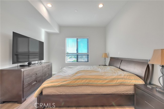 MLS #WS25231245 image #16