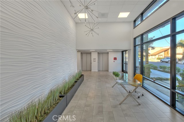 MLS #WS25231245 image #9