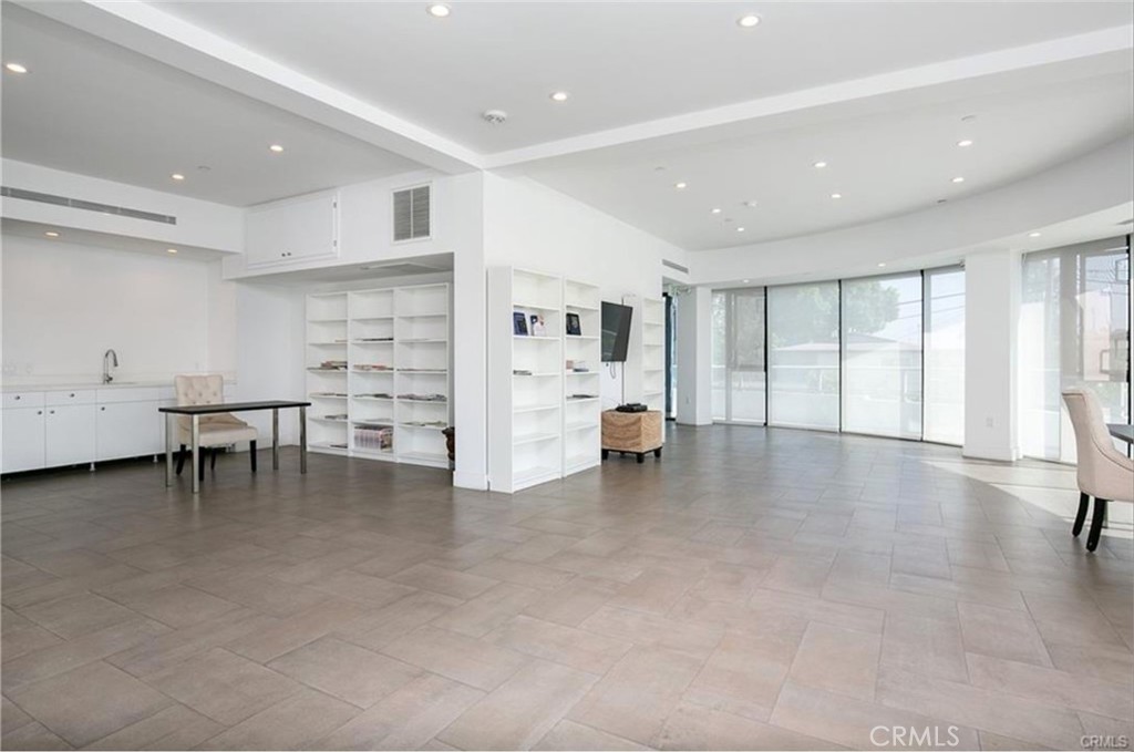 MLS #WS25231429 image #17