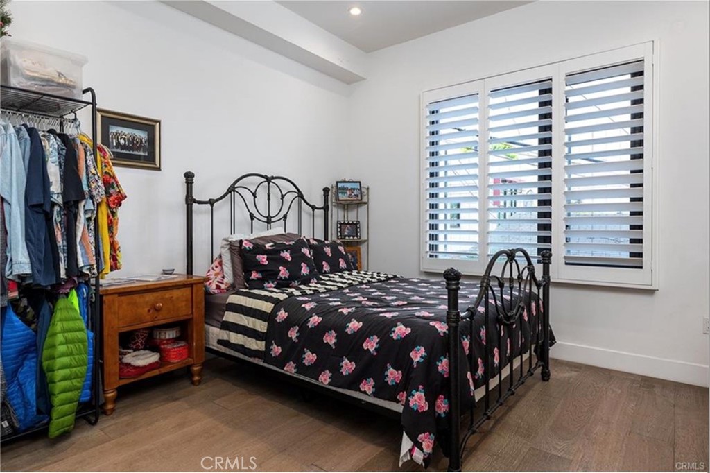 MLS #WS25231429 image #9