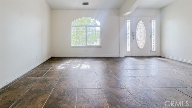 MLS #WS25231512 image #1