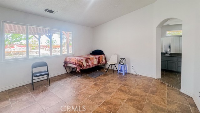 MLS #WS25231512 image #11