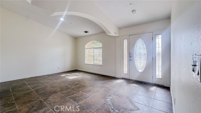 MLS #WS25231512 image #2