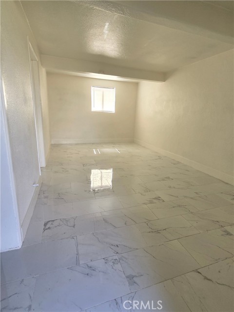 MLS #WS25232361 image #1