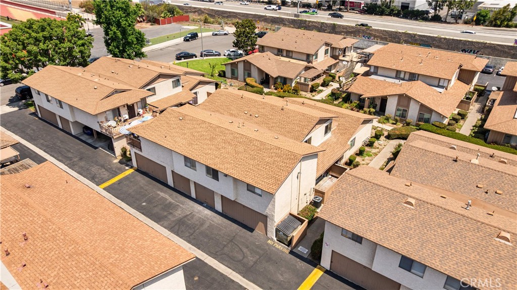 MLS #WS25232446 image #21