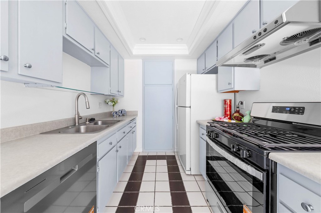 MLS #WS25232446 image #5