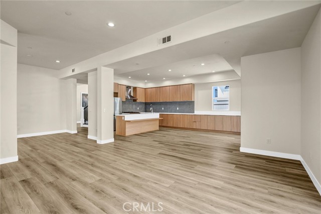 MLS #WS25232975 image #5