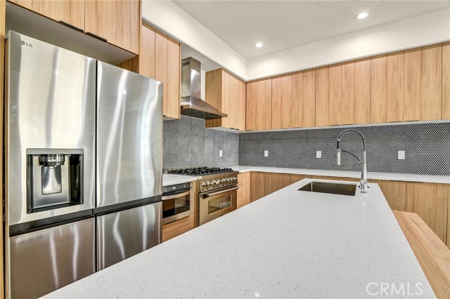 MLS #WS25232975 image #8