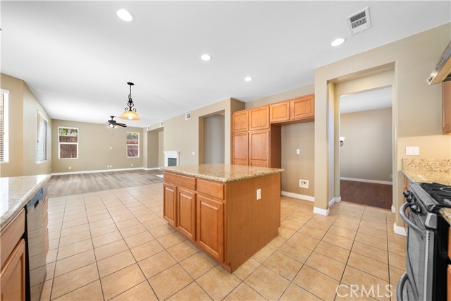 MLS #WS25233344 image #9