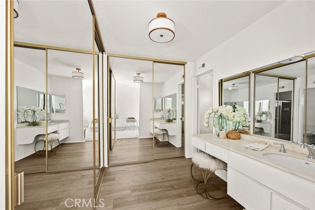 MLS #WS25233358 image #25