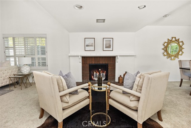 MLS #WS25233358 image #9