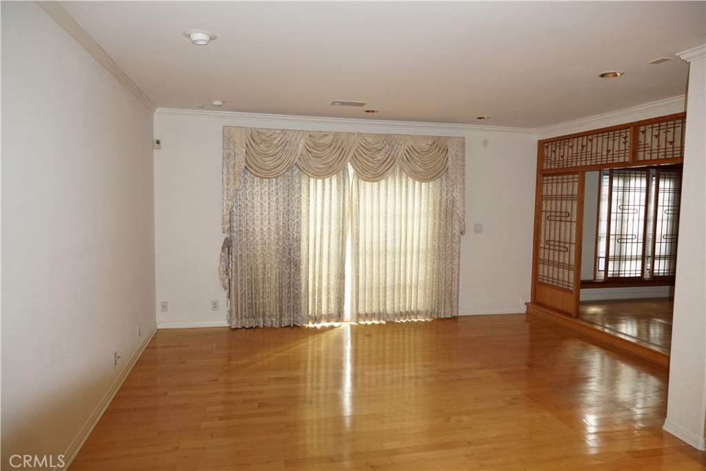 MLS #WS25233511 image #17