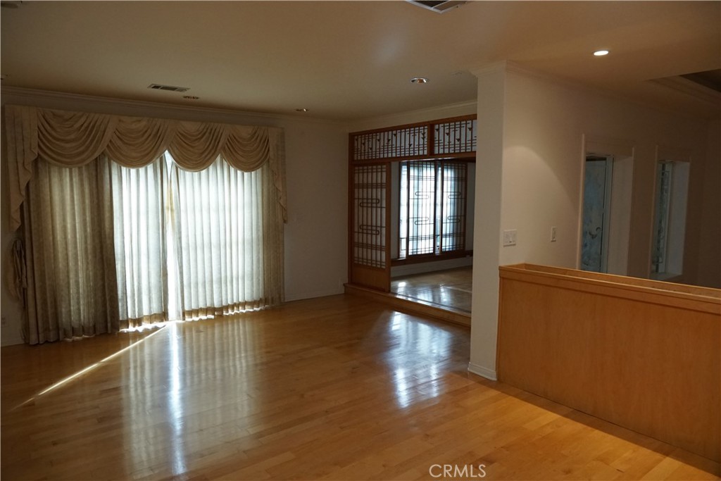 MLS #WS25233511 image #18