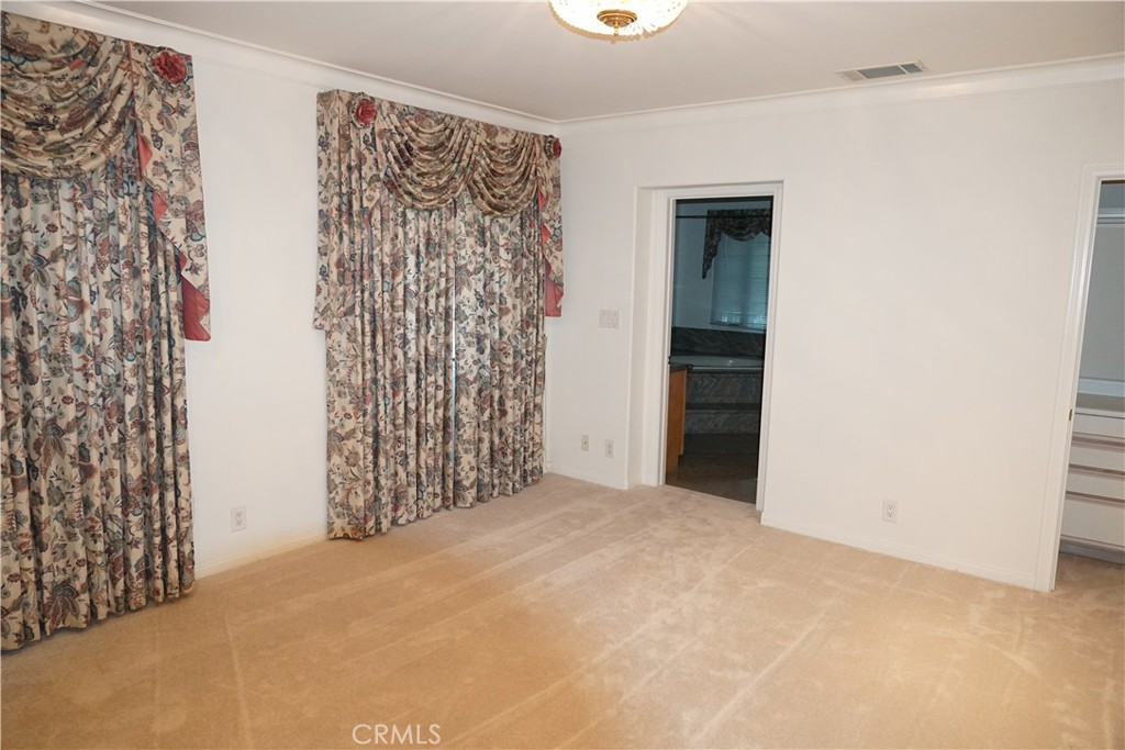 MLS #WS25233511 image #23