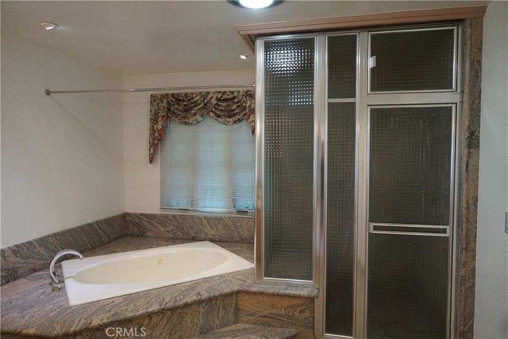 MLS #WS25233511 image #28