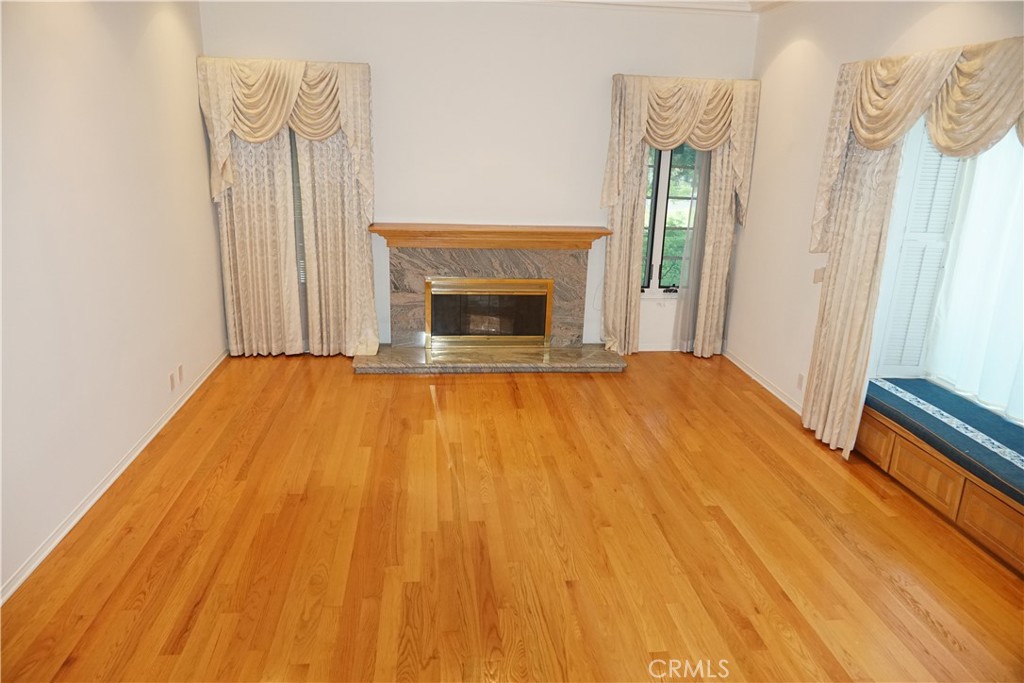 MLS #WS25233511 image #3