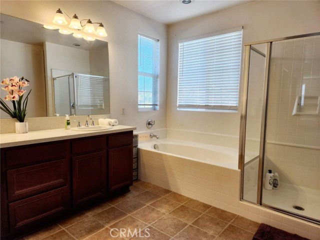 MLS #WS25233600 image #10