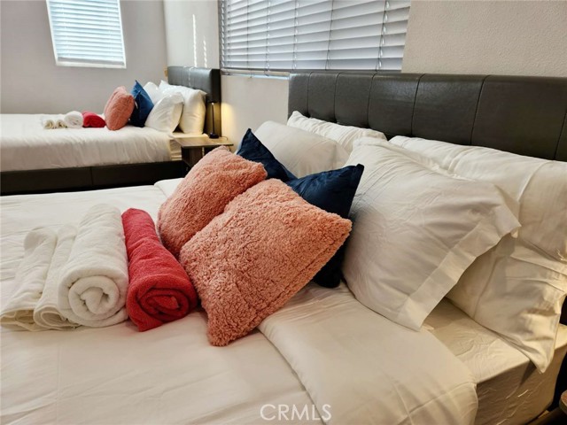 MLS #WS25233600 image #5