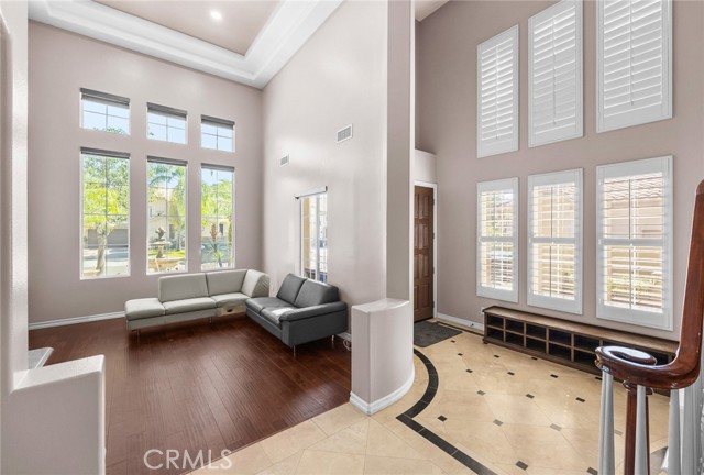 MLS #WS25233803 image #3