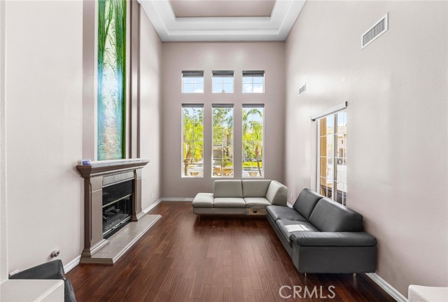 MLS #WS25233803 image #4